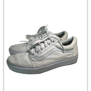 Size Men  4.5 / Women 6.5 VANS Old Skool Stacked White